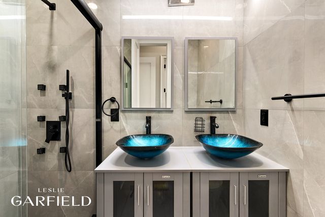 334 E 116TH Street, New York City, NY 10029