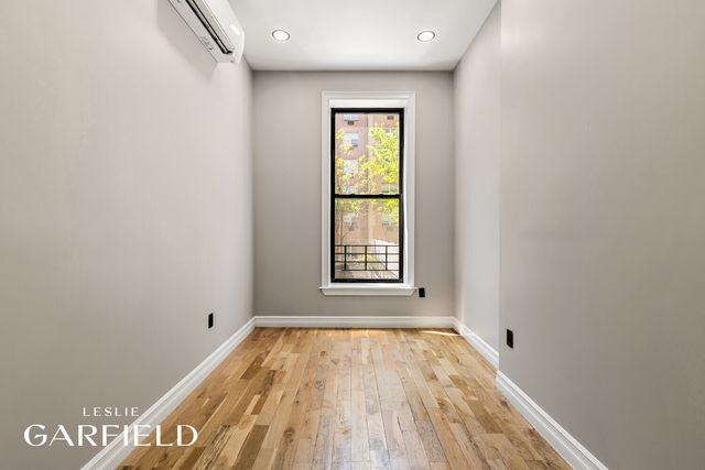 334 E 116TH Street, New York City, NY 10029