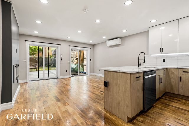 334 E 116TH Street, New York City, NY 10029