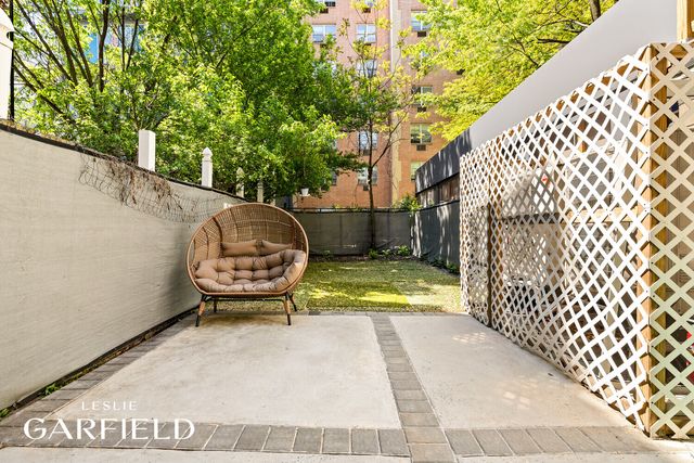 334 E 116TH Street, New York City, NY 10029