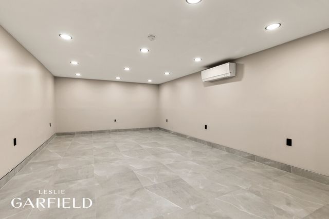 334 E 116TH Street, New York City, NY 10029