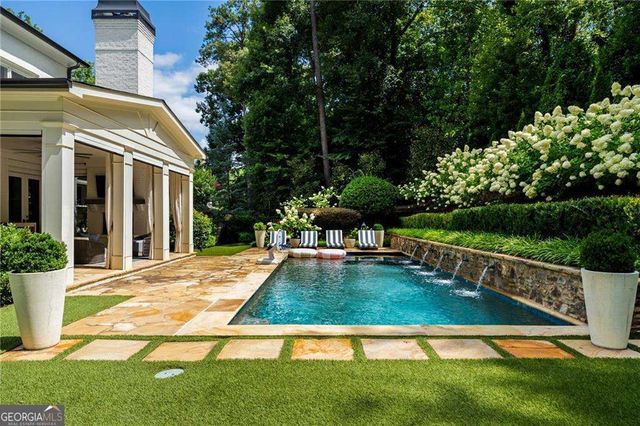 515 Ivy Preserve NE, Atlanta, GA 30342