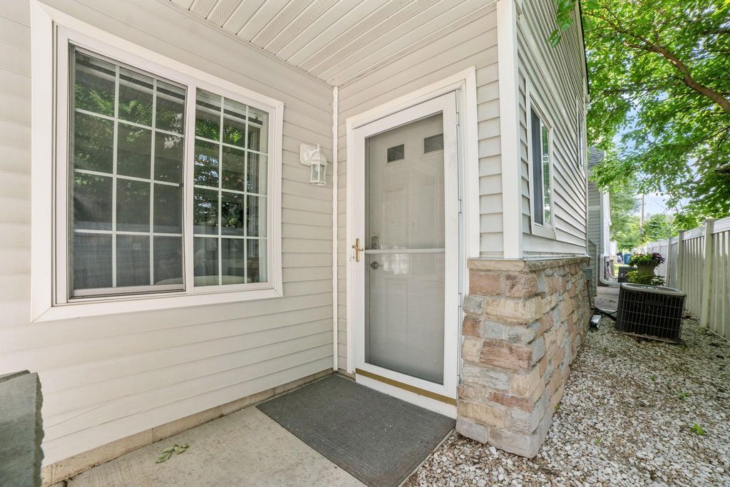 7625 Garfield Avenue 5, Richfield, MN 55423 — photo 2