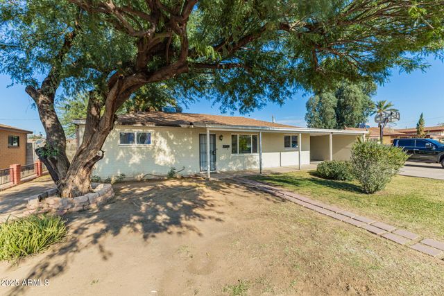 3020 W EL CAMINITO Drive, Phoenix, AZ 85051