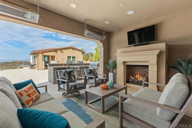 18338 Avenida Apice, Rancho Santa Fe, CA 92067