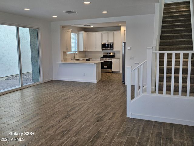 3353 S PRIMROSE Avenue, Mesa, AZ 85212