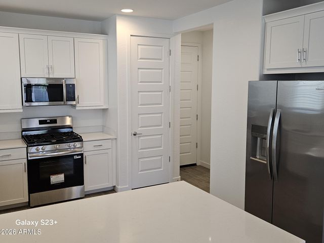 3353 S PRIMROSE Avenue, Mesa, AZ 85212