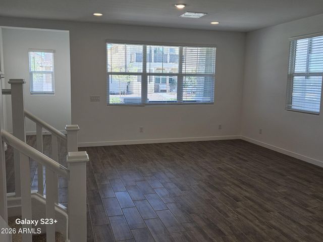 3353 S PRIMROSE Avenue, Mesa, AZ 85212