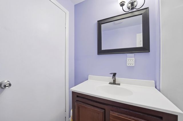 1481 Canterbury Avenue, Norton Shores City, MI 49444
