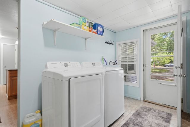 1481 Canterbury Avenue, Norton Shores City, MI 49444