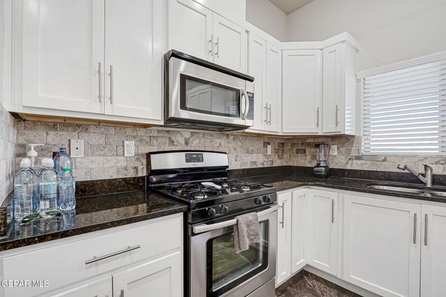 4525 NASHVILLE B, El Paso, TX 79903