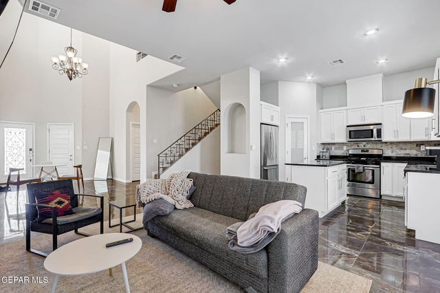 4525 NASHVILLE B, El Paso, TX 79903