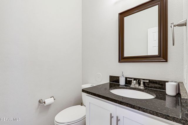 4525 NASHVILLE B, El Paso, TX 79903