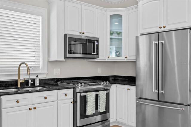 3814 W SEVILLA STREET, Tampa, FL 33629