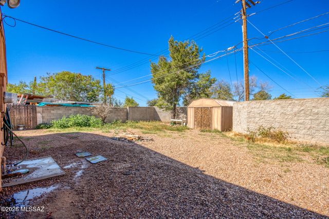 1988 S Longfellow Place, Tucson, AZ 85711