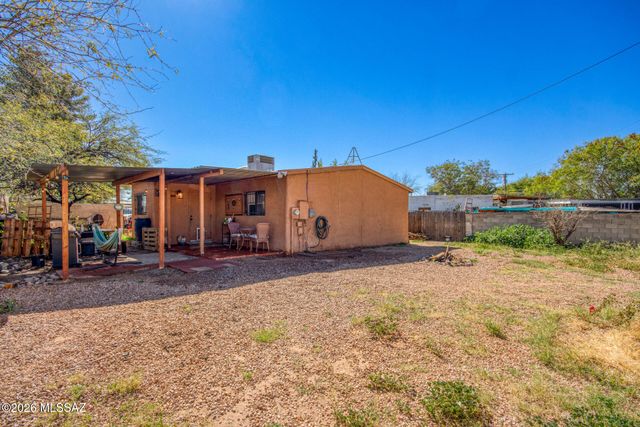 1988 S Longfellow Place, Tucson, AZ 85711