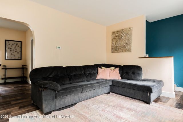 1235 N Capitol Avenue, Lansing, MI 48906