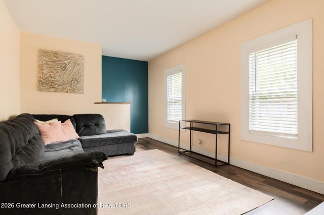 1235 N Capitol Avenue, Lansing, MI 48906