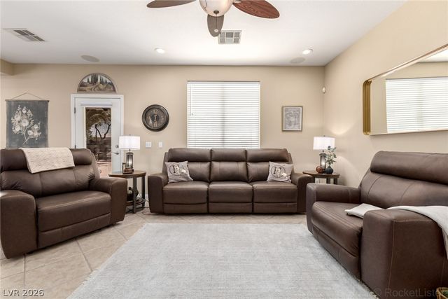 7321 Sibley Avenue, Las Vegas, NV 89131