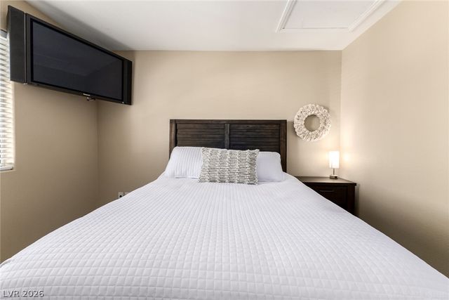 7321 Sibley Avenue, Las Vegas, NV 89131