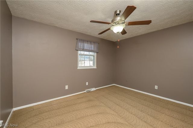 3051 Maytime Street NW, Massillon, OH 44646