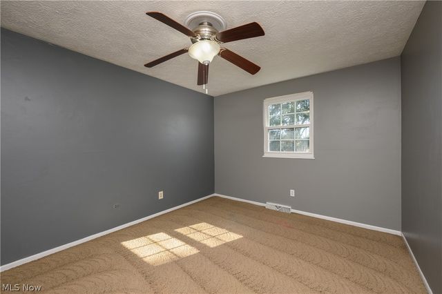 3051 Maytime Street NW, Massillon, OH 44646