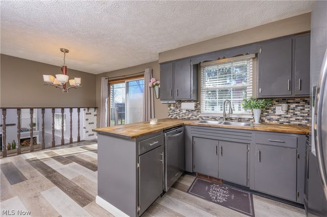 3051 Maytime Street NW, Massillon, OH 44646