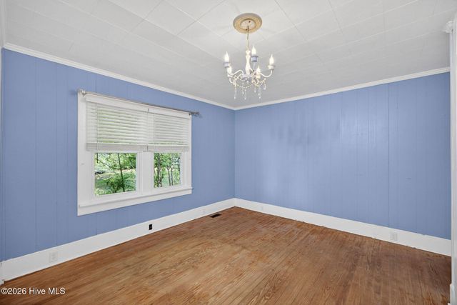 302 W Wilmington Street, Burgaw, NC 28425