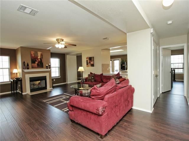 1008 Apollo CIR, Round Rock, TX 78664