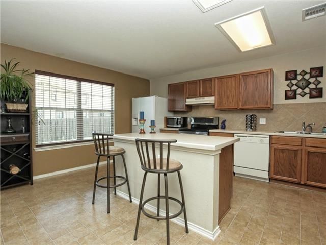 1008 Apollo CIR, Round Rock, TX 78664