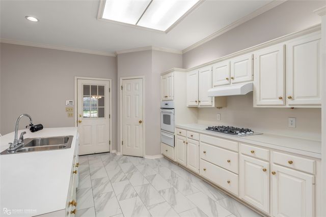 210 Ockley Drive, Shreveport, LA 71105