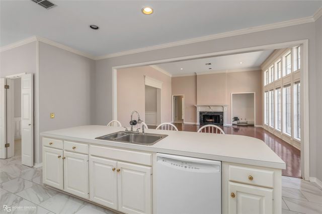 210 Ockley Drive, Shreveport, LA 71105