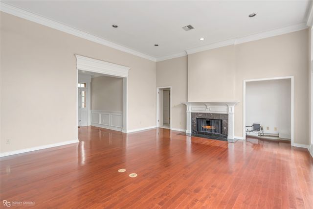 210 Ockley Drive, Shreveport, LA 71105