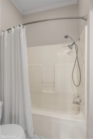 210 Ockley Drive, Shreveport, LA 71105