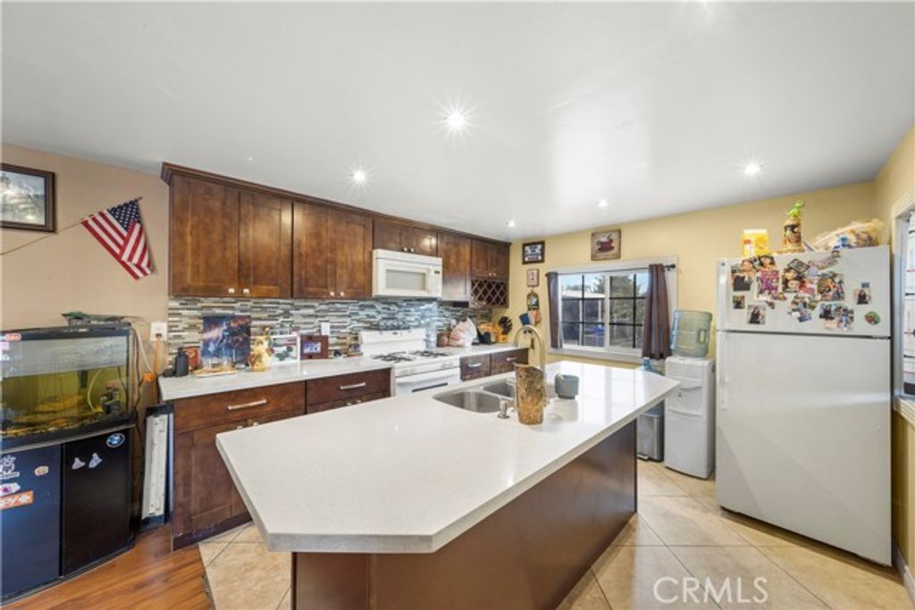 17333 Valley Boulevard 103, Fontana, CA 92336