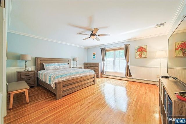705 Gettysburg Place, Paramus, NJ 07652