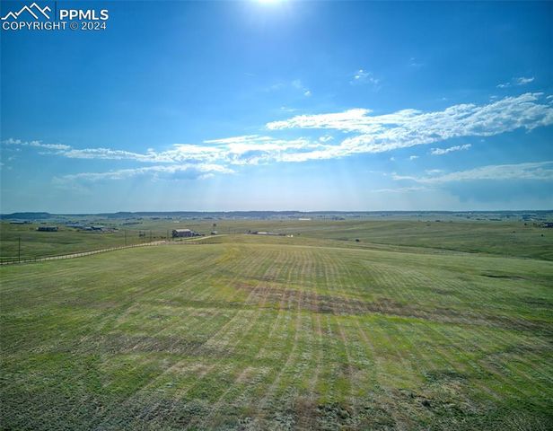 18595 Brown Road, Colorado Springs, CO 80908