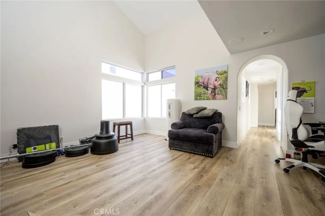 305 2nd, Huntington Beach, CA 92648
