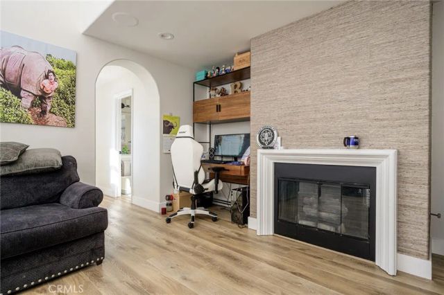 305 2nd, Huntington Beach, CA 92648