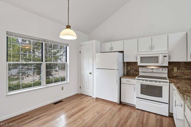 6813 Chaffee Court, Brecksville, OH 44141