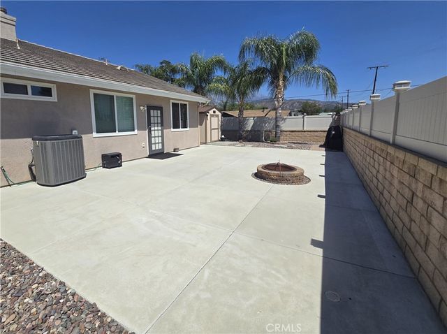 34487 Glenwood, Yucaipa, CA 92399