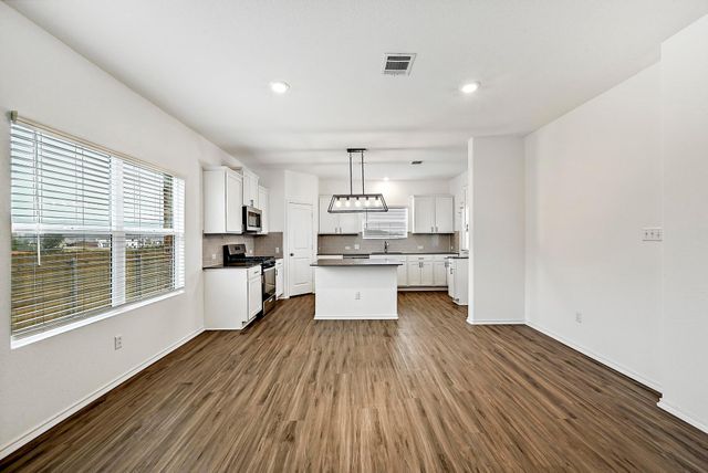 22809 AGAVE GROVE DR, Lago Vista, TX 78645