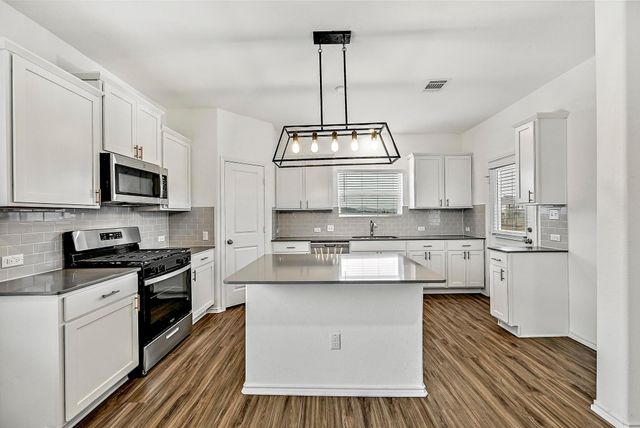 22809 AGAVE GROVE DR, Lago Vista, TX 78645