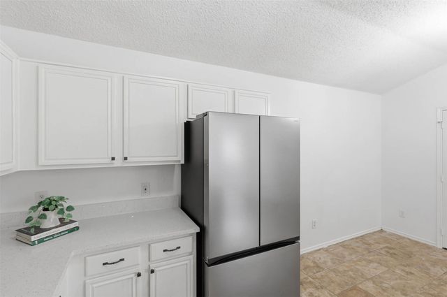 9447 Crimnson Court, Dallas, TX 75217