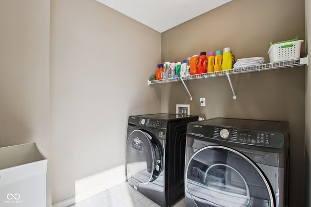 6596 Overlander Lane, Whitestown, IN 46075