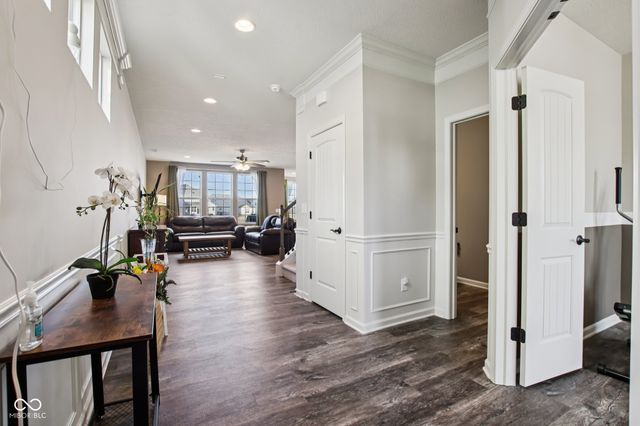 6596 Overlander Lane, Whitestown, IN 46075