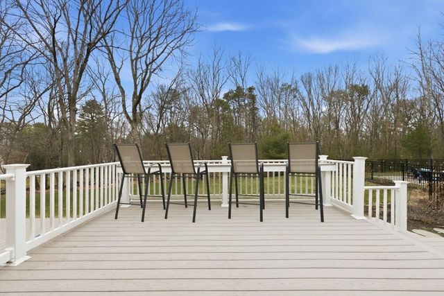 12 Patriot Drive, Walpole, MA 02071