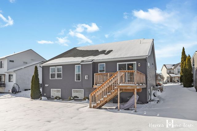 2698 Red Bud Drive 18, Zeeland, MI 49464