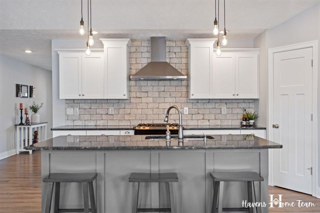 2698 Red Bud Drive 18, Zeeland, MI 49464