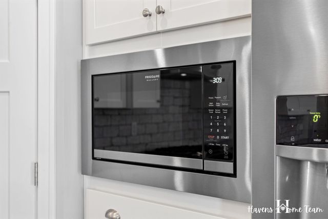 2698 Red Bud Drive 18, Zeeland, MI 49464